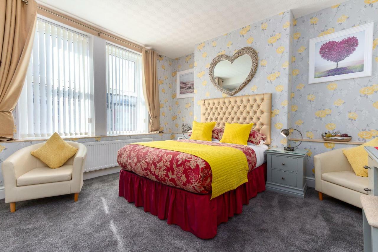 Valentine Lodge Over 25 Couples Only Blackpool Extérieur photo