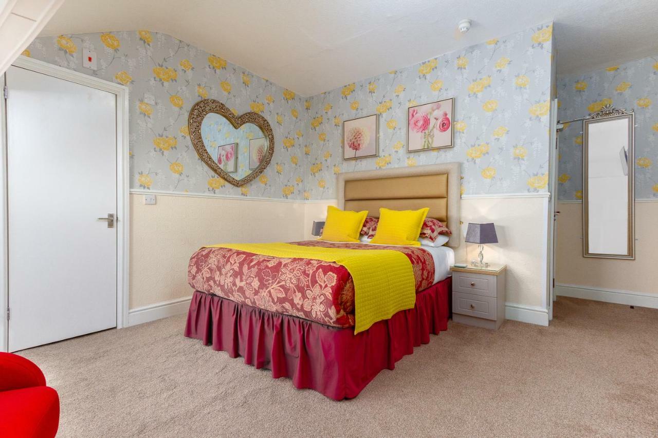 Valentine Lodge Over 25 Couples Only Blackpool Extérieur photo