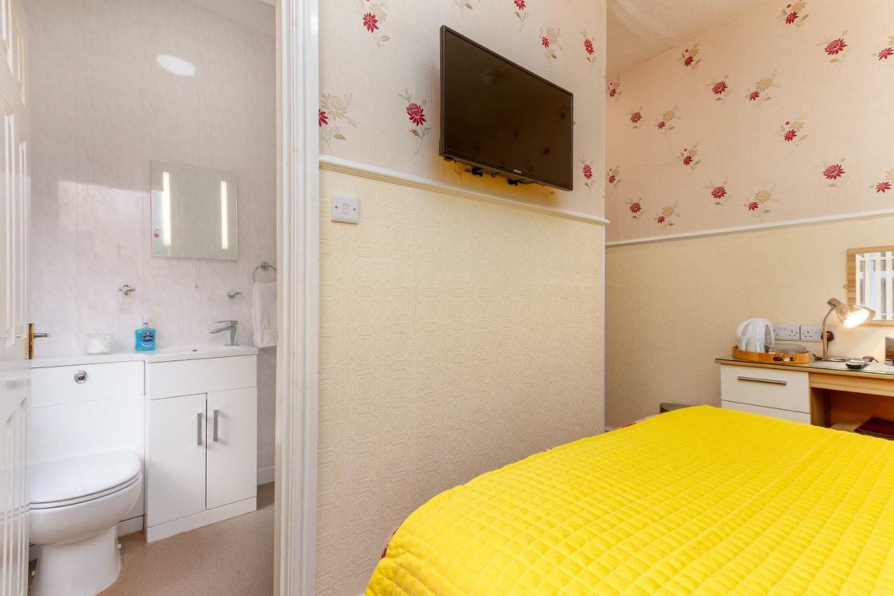 Valentine Lodge Over 25 Couples Only Blackpool Extérieur photo