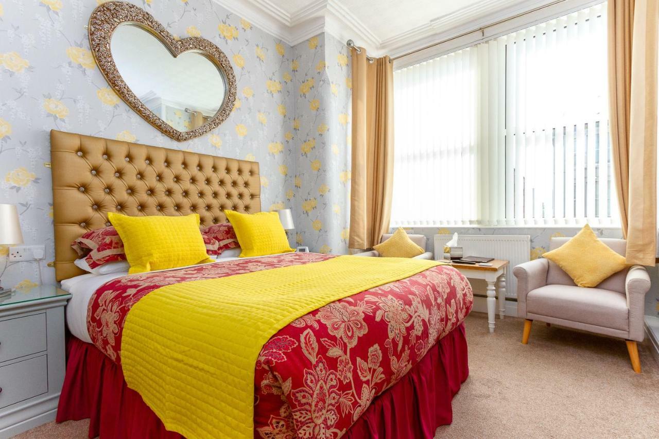 Valentine Lodge Over 25 Couples Only Blackpool Extérieur photo